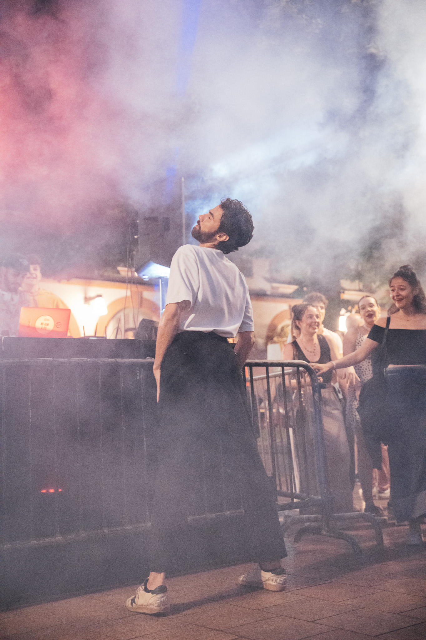 Show fumée et montée en tension